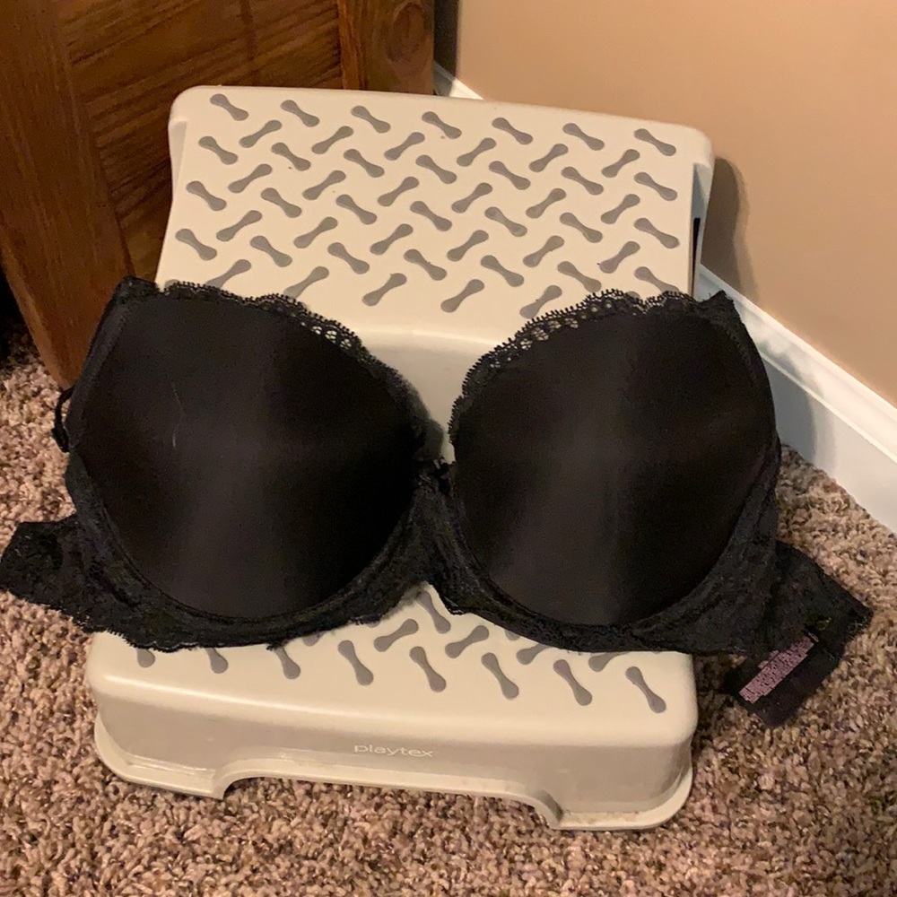 Used black Demi bra